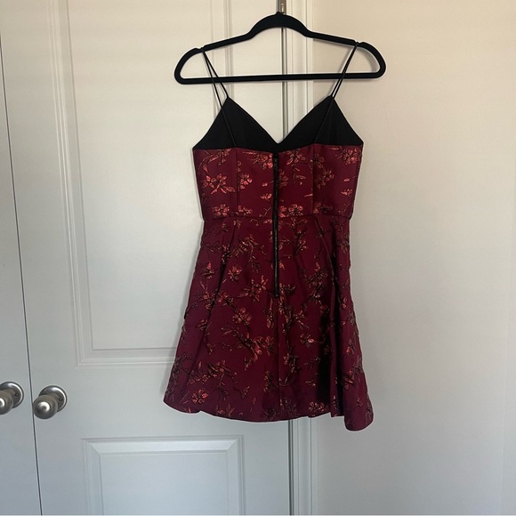 NWT Alice Olivia Anette Deep Pleat cocktail dress - Picture 3 of 7